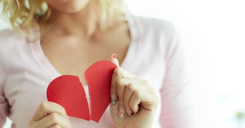 既婚者同士が別れられない理由⑤家族にバレるリスクを考えると逆に別れられないから